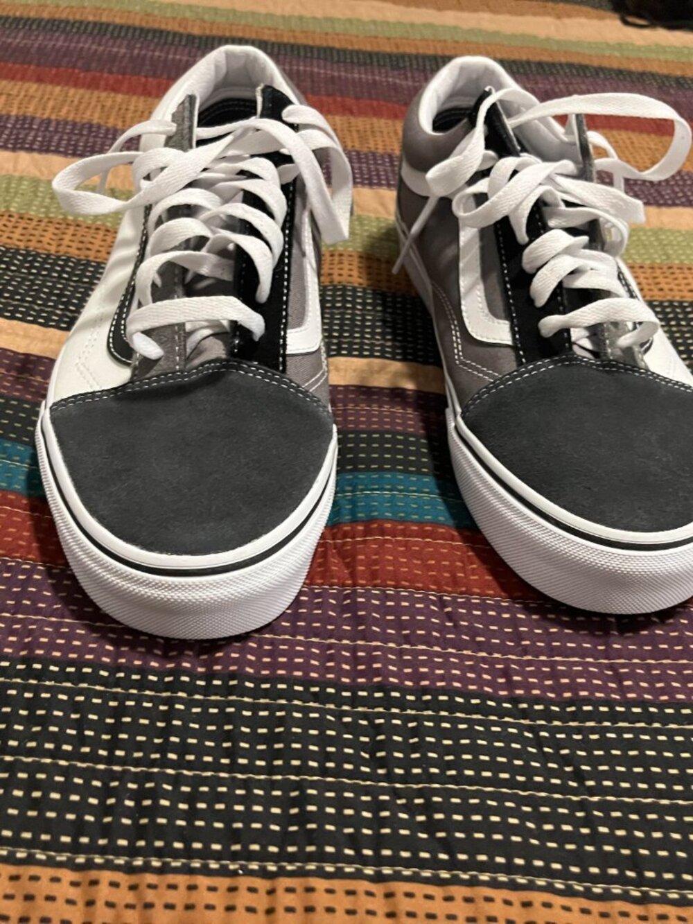 Vans shoes 10 - like new - never worn - white canvas black suede